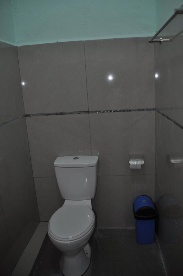 Sukau Tomanggong View Bed & Breakfast Екстер'єр фото